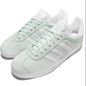 NWT Women’s Adidas Gazelle
